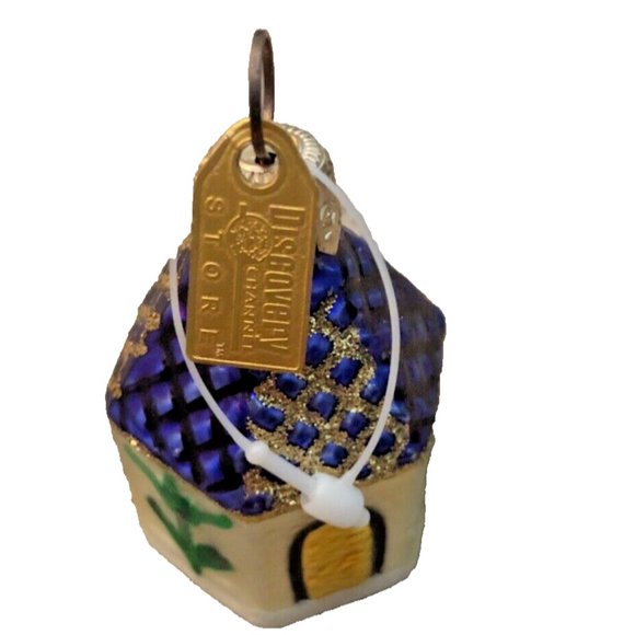 Vintage‎ DISCOVERY CHANNEL STORE Christmas Ornament Church - Picture 1 of 9